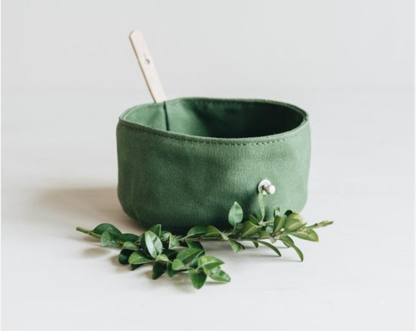 Portable Feeding Bowl Walking Dog
